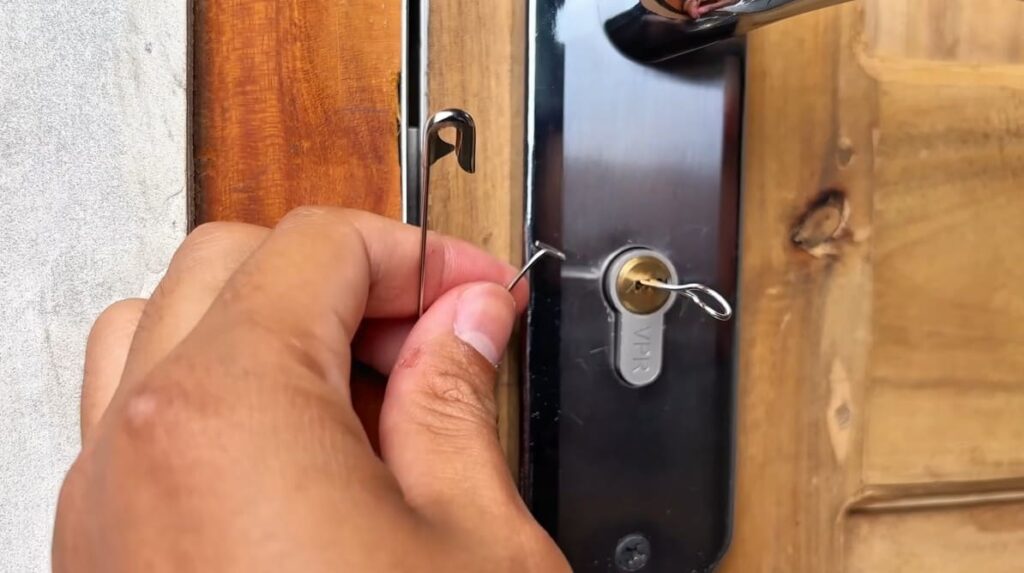 Modern Alternatives to Traditional Lock Picking