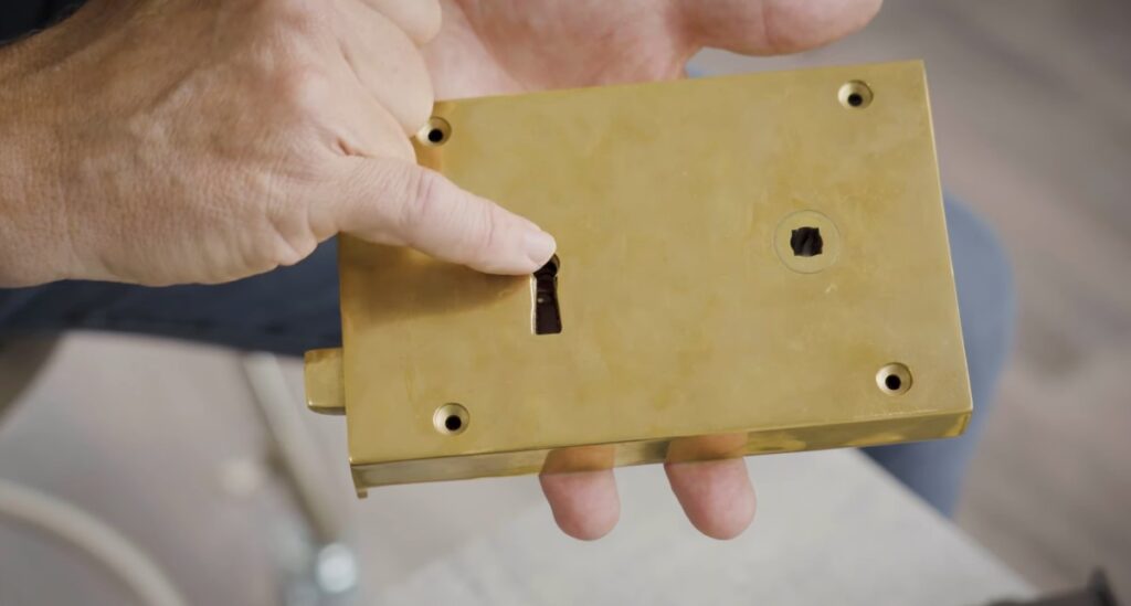 Types, Styles and Variants of Rim Locks